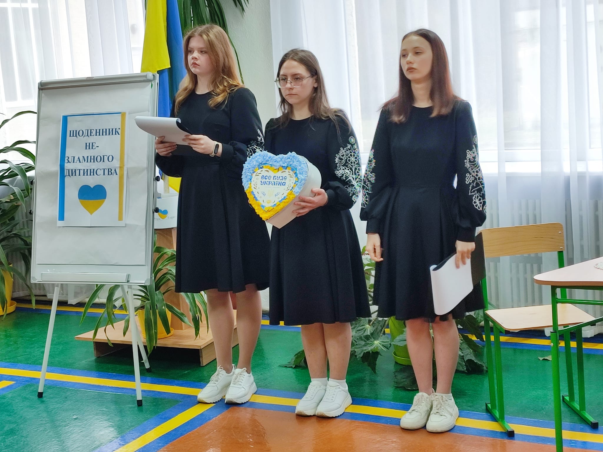 «ЩОДЕННИК НЕЗЛАМНОГО ДИТИНСТВА». ДО ДРУГОЇ РІЧНИЦІ ВТОРГНЕННЯ В УКРАЇНУ